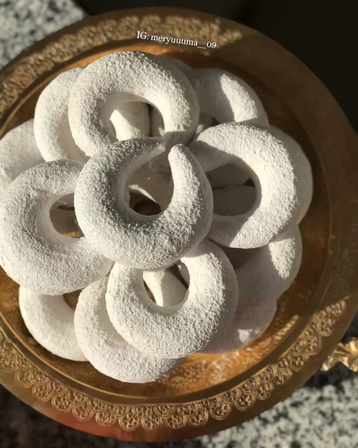 Cornes de Gazelle — Kaab el Ghzal — Pâtisserie Marocaine Artisanale